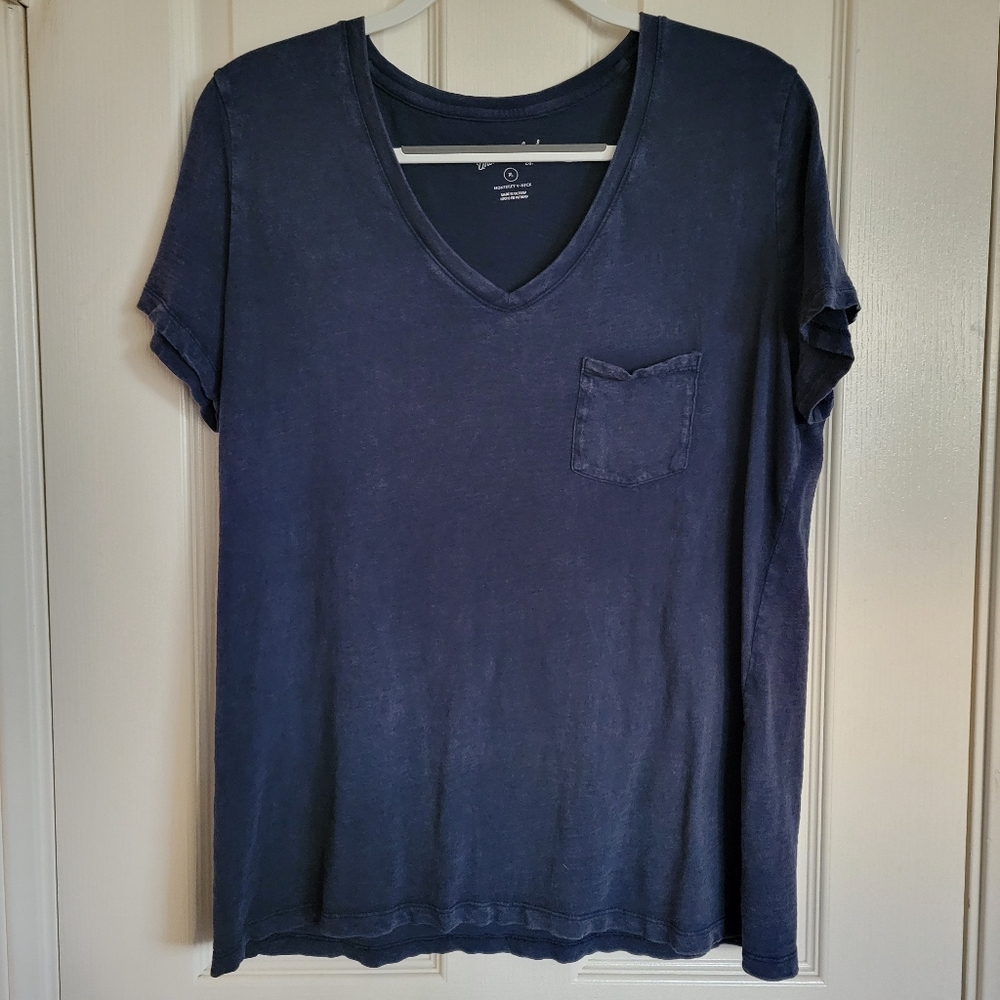 Universal Thread V Neck Pocket T Shirt